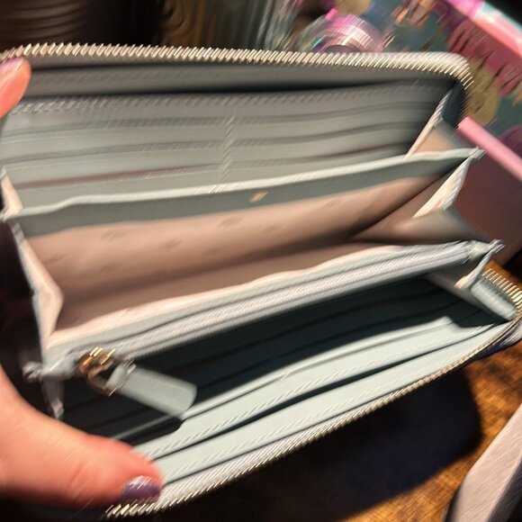 Kate Spade Zip Around Wallet - Used but still has life in it! - see pics - Picture 3 of 9